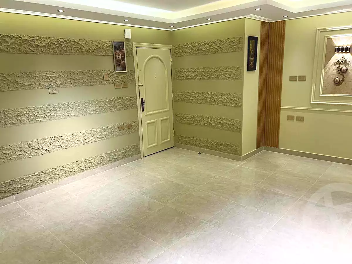 https://aqarmap.com.eg/en/listing/7346472-for-sale-cairo-helwan-helwan-el-sharkeya-mostafa-safwat-st