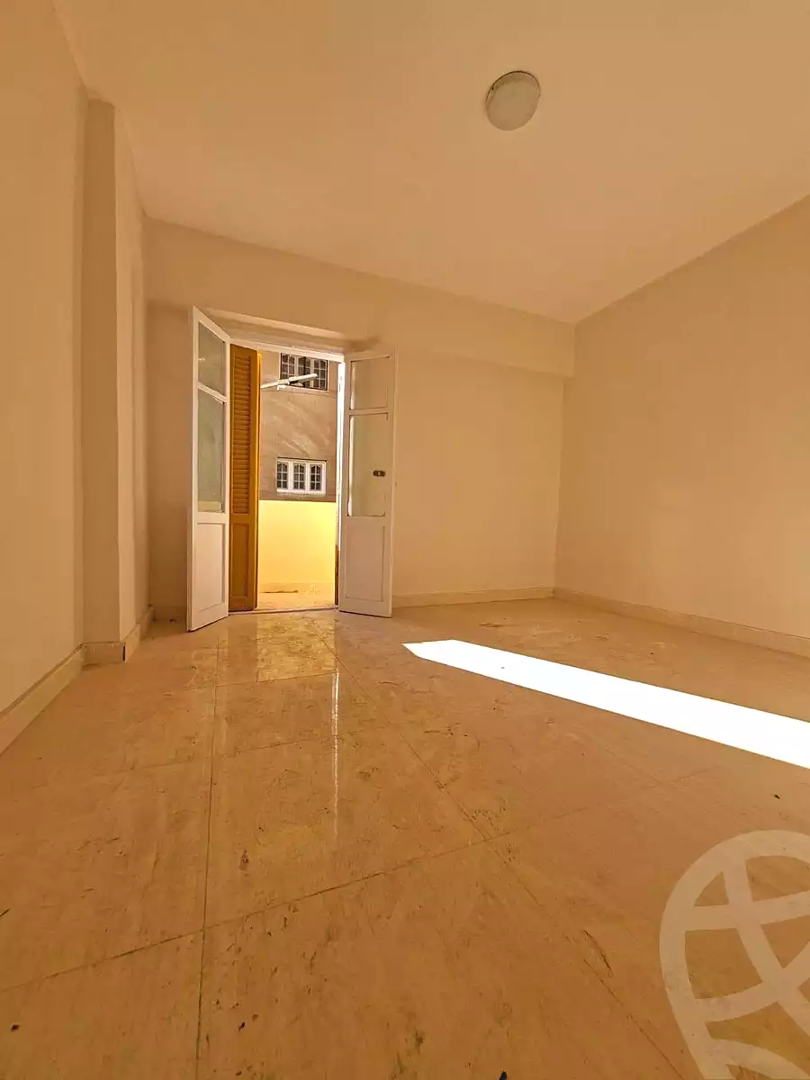 https://aqarmap.com.eg/en/listing/7346557-for-sale-alexandria-el-mandara-abd-el-haleem-mahmoud-st