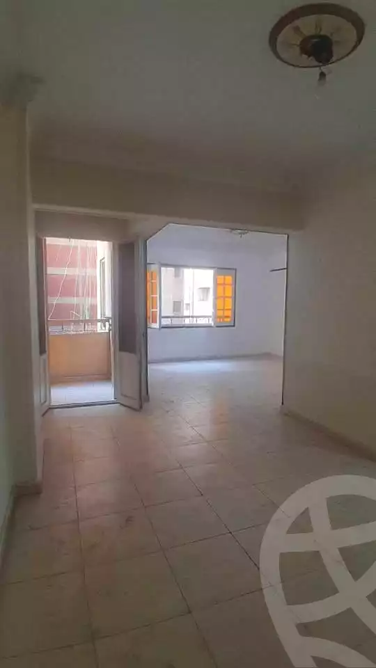 https://aqarmap.com.eg/ar/listing/7346569-for-sale-alexandria-sydy-bshr-sydy-bshr-bhry-shr-mhmwd-l-yswy