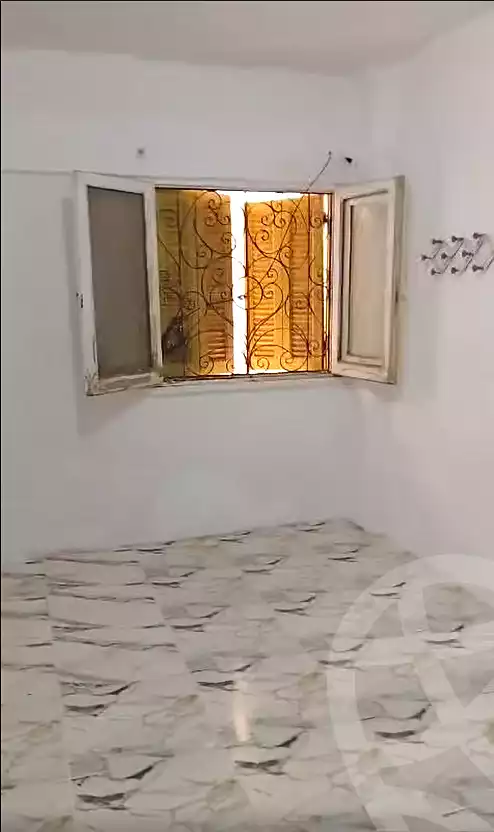 https://aqarmap.com.eg/ar/listing/7346625-for-sale-alexandria-al-agamy-el-hanouvel-el-zahraa-city-st