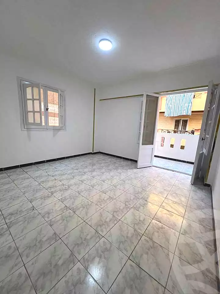https://aqarmap.com.eg/ar/listing/7347170-for-sale-alexandria-al-agamy-shataa-el-nakheel