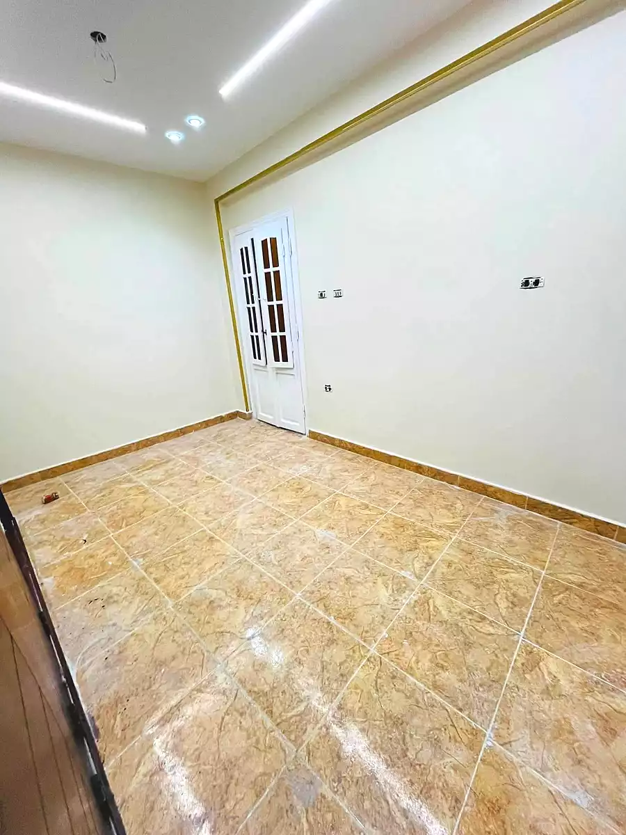 https://aqarmap.com.eg/en/listing/7347382-for-sale-alexandria-al-agamy-el-hanouvel-el-salam-st