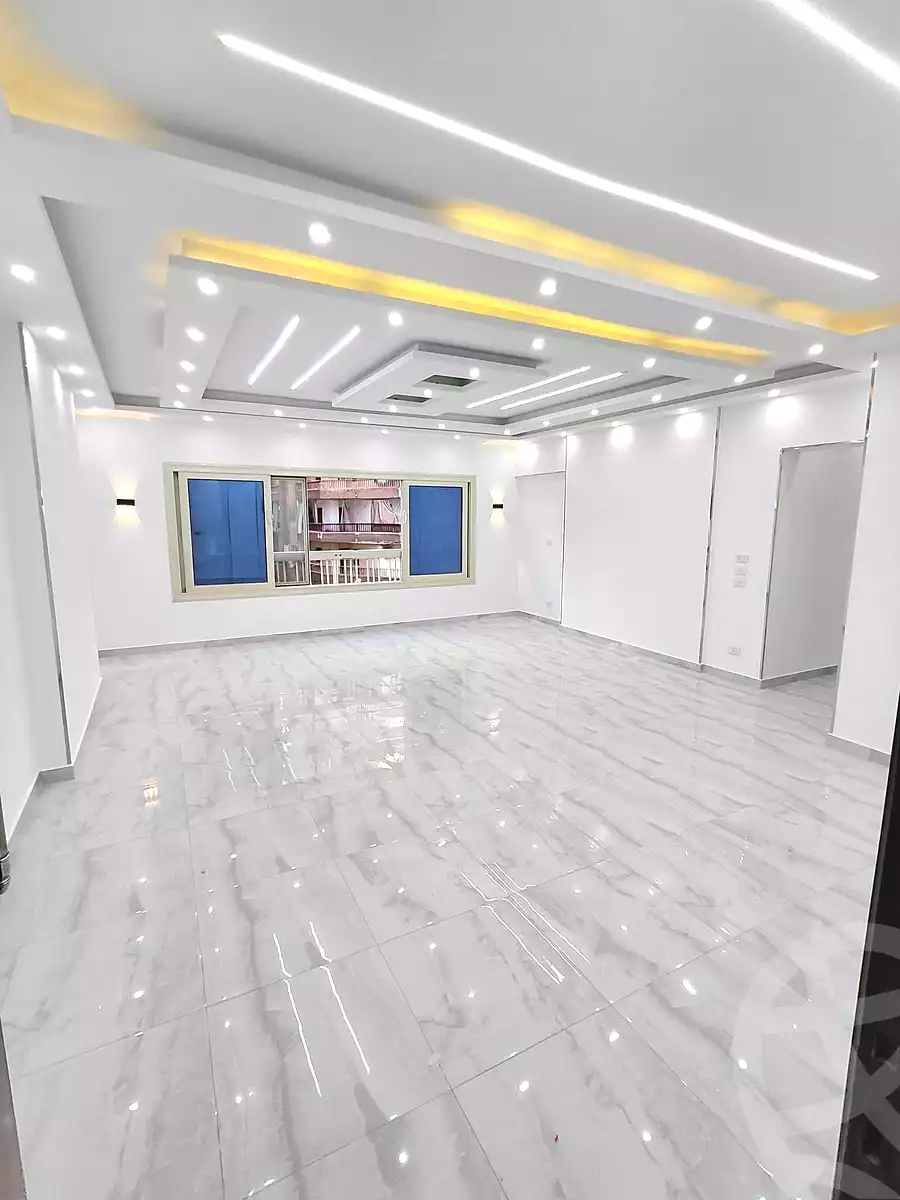 https://aqarmap.com.eg/ar/listing/7347419-for-sale-alexandria-miami-shr-jml-bd-lnsr