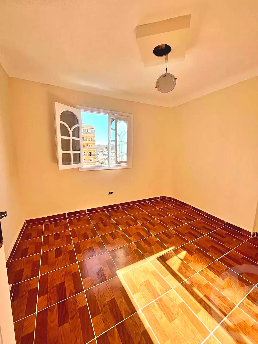 https://aqarmap.com.eg/ar/listing/7347828-for-sale-alexandria-al-agamy-shataa-el-nakheel