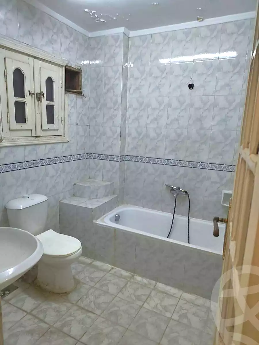https://aqarmap.com.eg/en/listing/7348061-for-sale-cairo-helwan-zou-el-fekar-basha-st