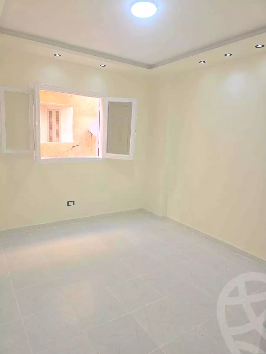 https://aqarmap.com.eg/en/listing/7348110-for-sale-alexandria-al-agamy-shataa-el-nakheel-street-61