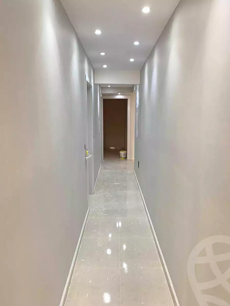 https://aqarmap.com.eg/ar/listing/7348134-for-sale-cairo-helwan-mostafa-fahmy-st