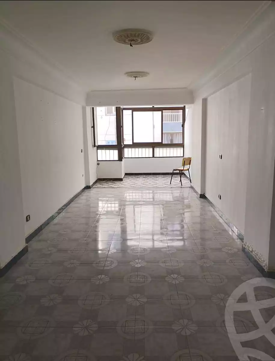 https://aqarmap.com.eg/en/listing/7348132-for-rent-alexandria-miami