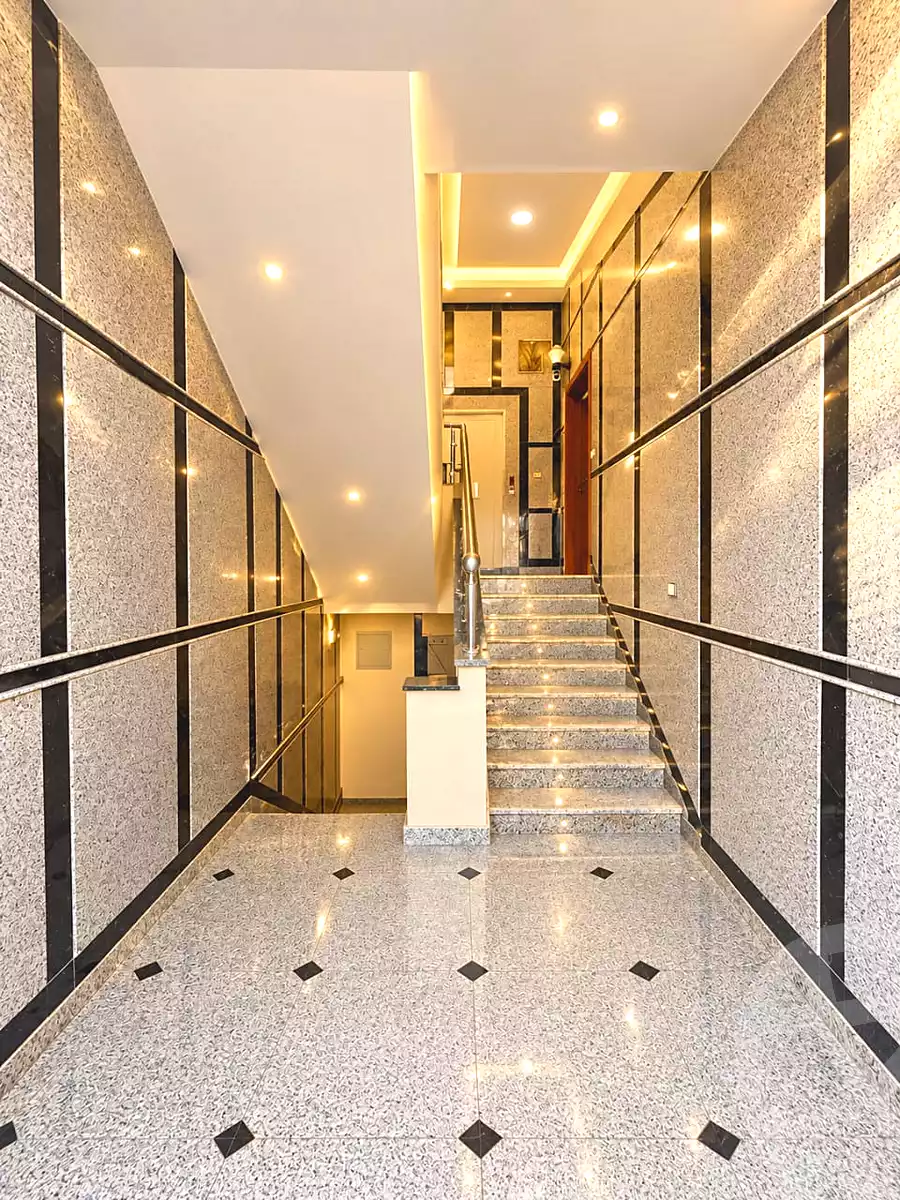 https://aqarmap.com.eg/ar/listing/7348922-for-rent-cairo-6th-of-october-garb-someed-neighborhood-10th-makkah-al-mokarama-st