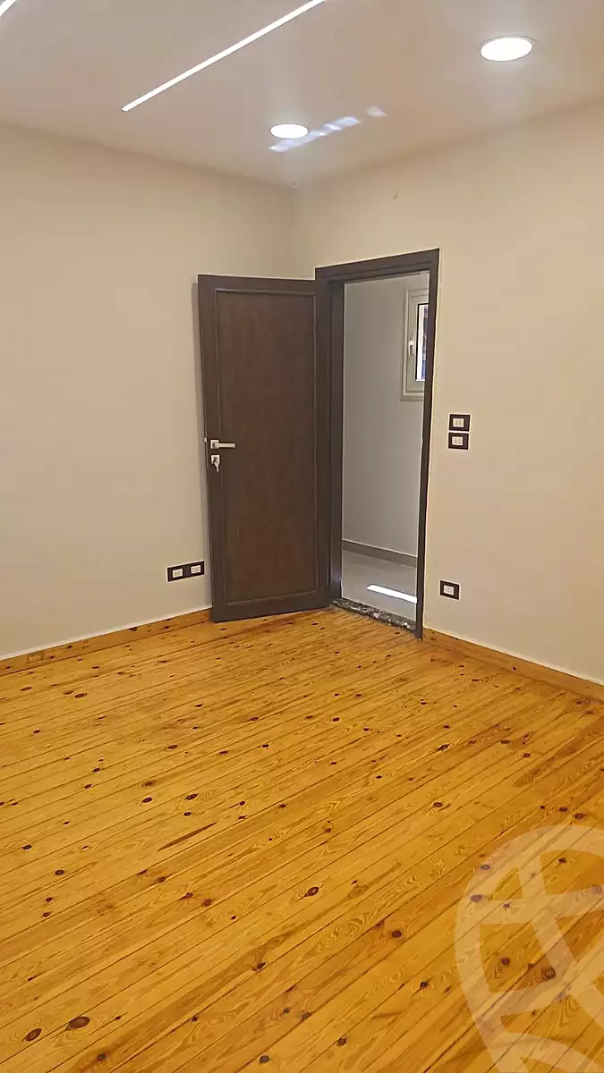https://aqarmap.com.eg/ar/listing/7349415-for-rent-cairo-el-maadi-el-maadi-el-gededa-el-lasilki-next-plaza-mall-next-home