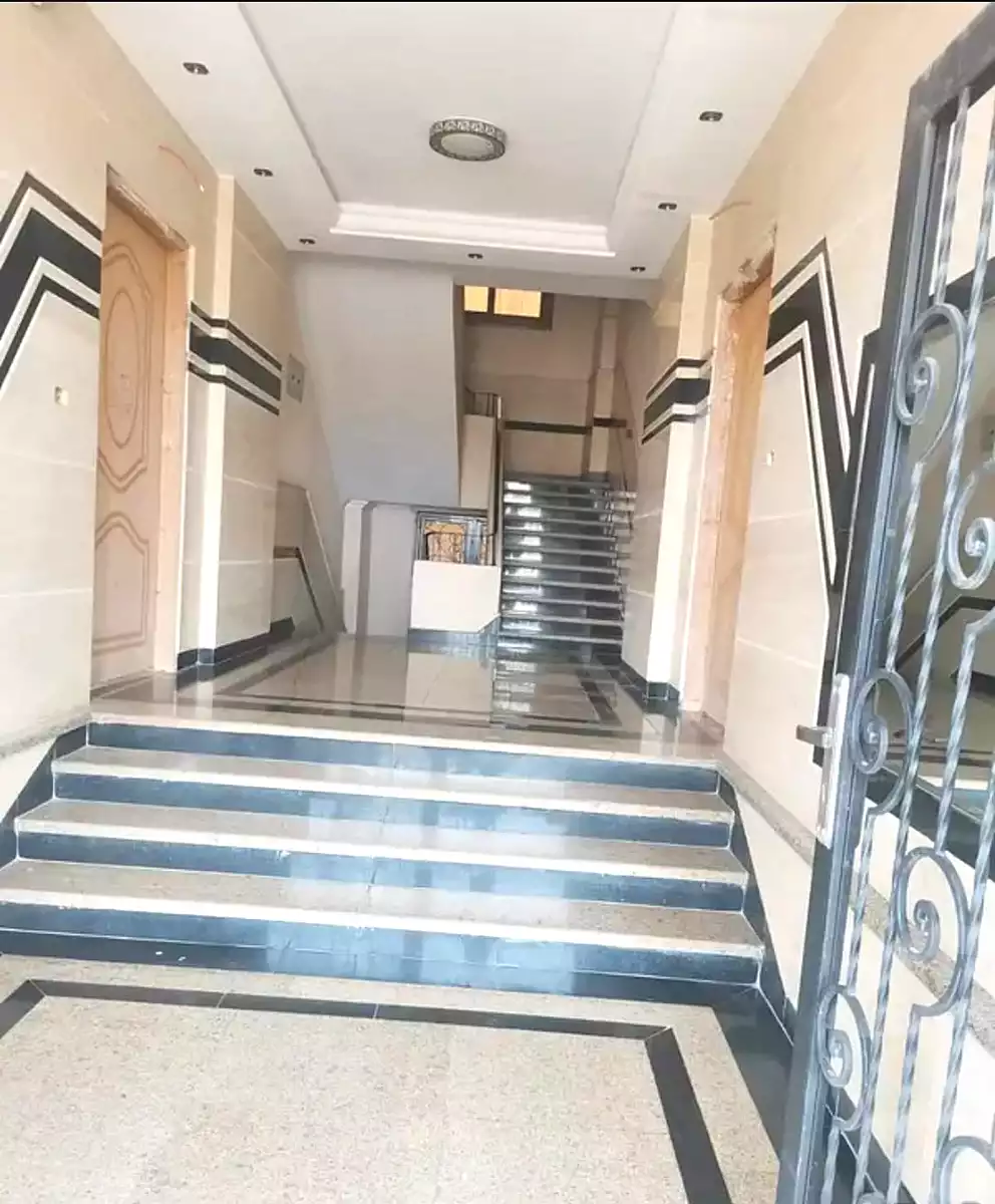 https://aqarmap.com.eg/ar/listing/7346340-for-sale-cairo-el-shorouk-lmntq-lsb-neighbourhood-3