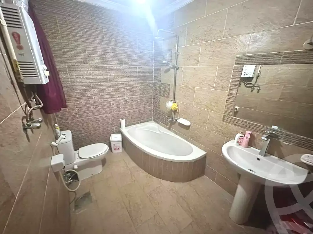 https://aqarmap.com.eg/ar/listing/7350516-for-rent-alexandria-zezenia