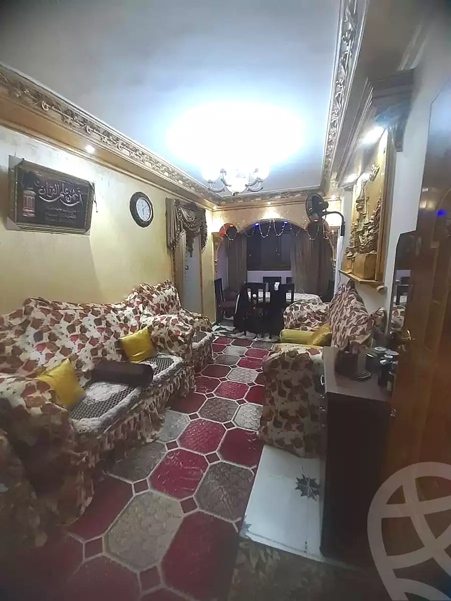 https://aqarmap.com.eg/ar/listing/7351152-for-rent-alexandria-al-agamy-bw-ywsf