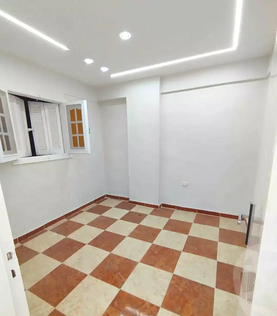 https://aqarmap.com.eg/en/listing/7351347-for-sale-alexandria-lsywf-el-falki
