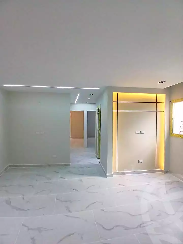 https://aqarmap.com.eg/ar/listing/7351464-for-sale-alexandria-al-agamy-lbytsh-el-zohour-st