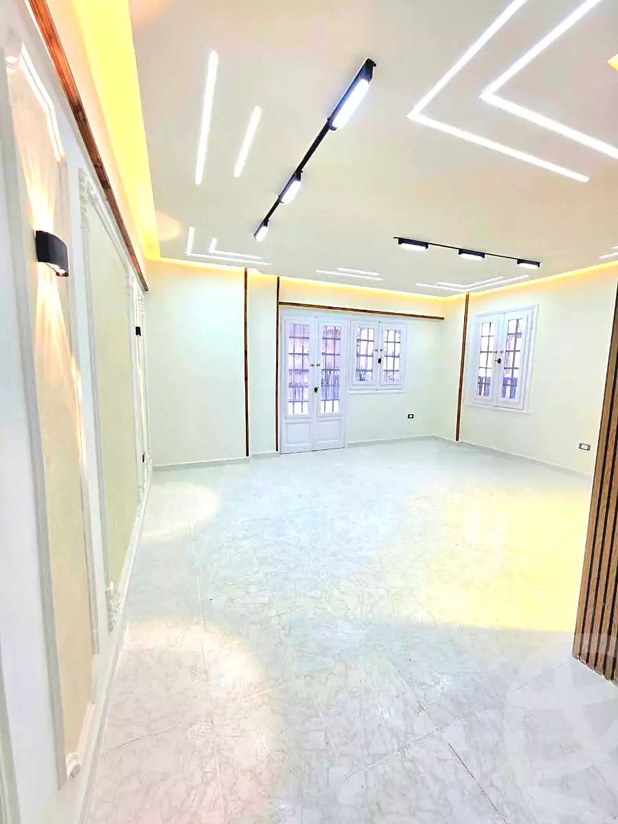 https://aqarmap.com.eg/ar/listing/7352078-for-sale-alexandria-al-agamy-shataa-el-nakheel