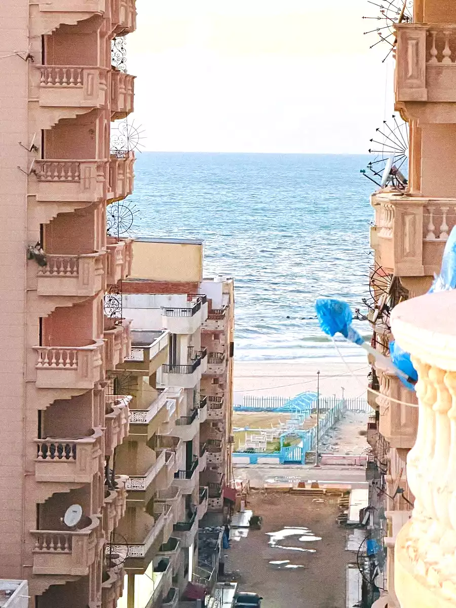 https://aqarmap.com.eg/ar/listing/7352159-for-sale-alexandria-al-agamy-shataa-el-nakheel