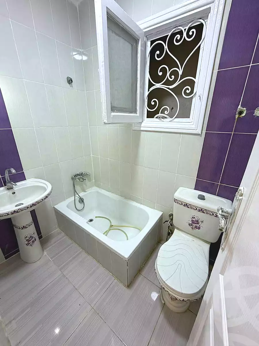 https://aqarmap.com.eg/ar/listing/7352159-for-sale-alexandria-al-agamy-shataa-el-nakheel