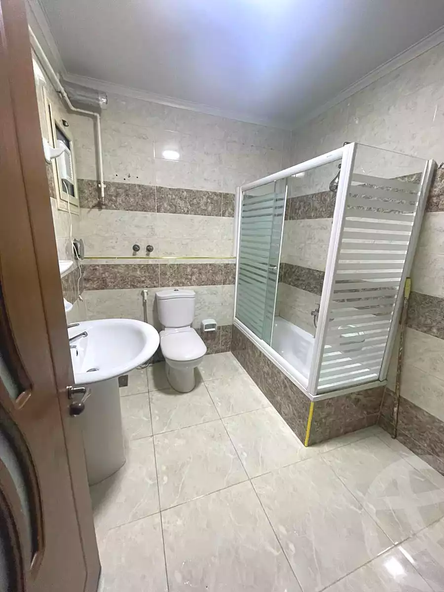 https://aqarmap.com.eg/ar/listing/7352349-for-sale-cairo-6th-of-october-compounds-el-maamoura-compound
