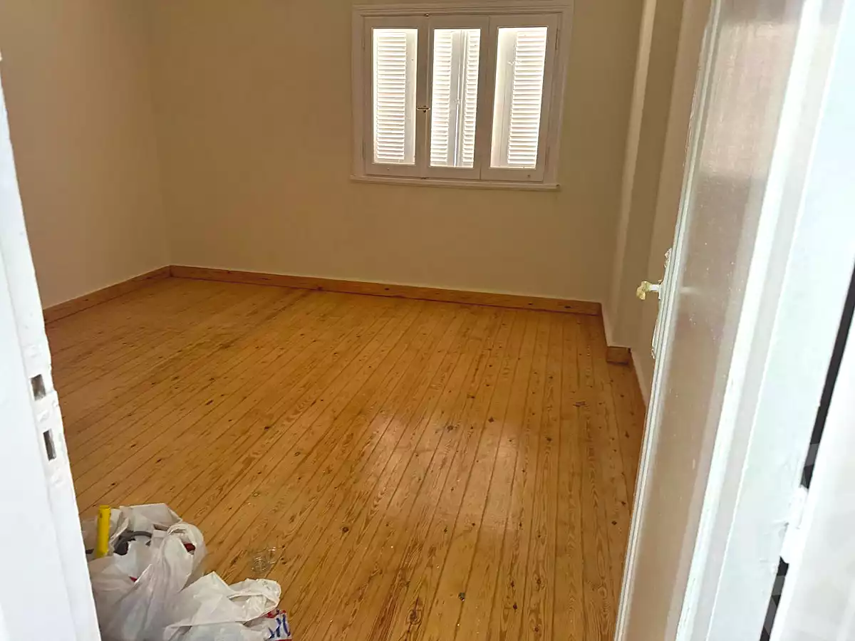 https://aqarmap.com.eg/ar/listing/7352364-for-sale-cairo-6th-of-october-el-ahyaa-neighborhood-5th-street-45