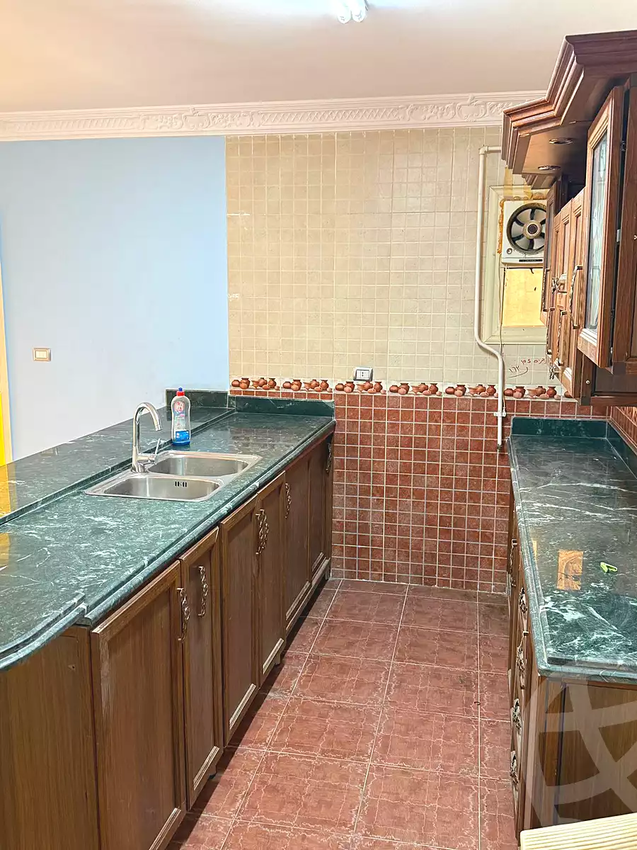 https://aqarmap.com.eg/en/listing/7352379-for-sale-cairo-6th-of-october-el-ahyaa-neighborhood-3rd-mohmmed-imad-ragheb-st