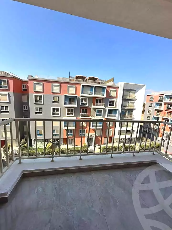 https://aqarmap.com.eg/en/listing/7352413-for-sale-cairo-new-cairo-compounds-mwrd-fq-llttwyr