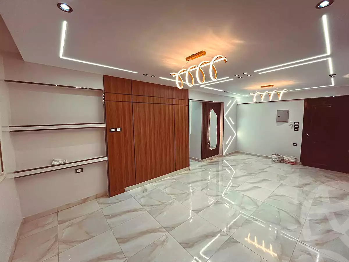 https://aqarmap.com.eg/ar/listing/7352439-for-sale-cairo-elnozha-Streettt-27