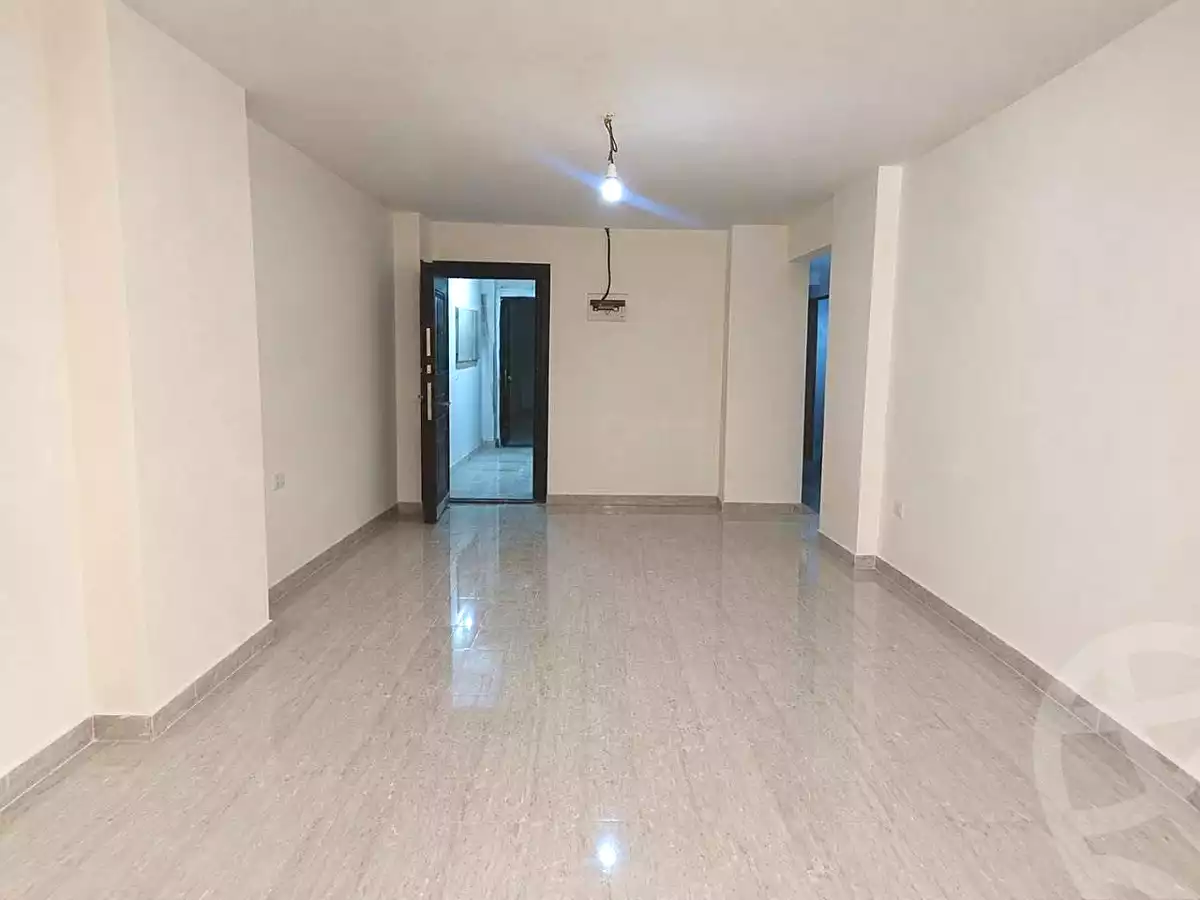 https://aqarmap.com.eg/ar/listing/7352683-for-sale-alexandria-sydy-bshr-sydy-bshr-bhry-shr-khld-bn-lwlyd