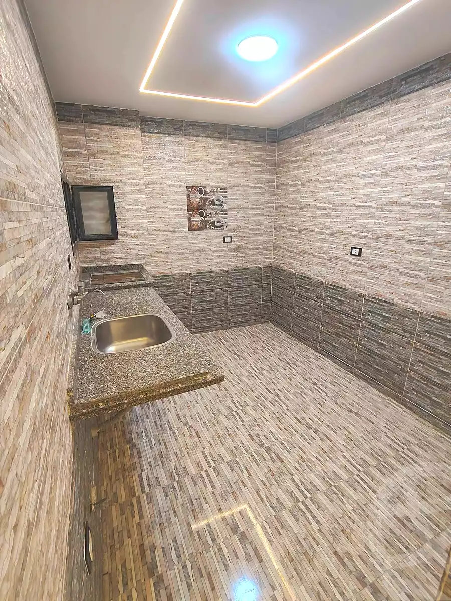https://aqarmap.com.eg/ar/listing/7352727-for-sale-alexandria-sydy-bshr-sydy-bshr-bhry-shr-khld-bn-lwlyd