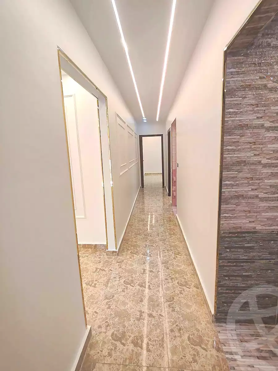 https://aqarmap.com.eg/ar/listing/7352727-for-sale-alexandria-sydy-bshr-sydy-bshr-bhry-shr-khld-bn-lwlyd