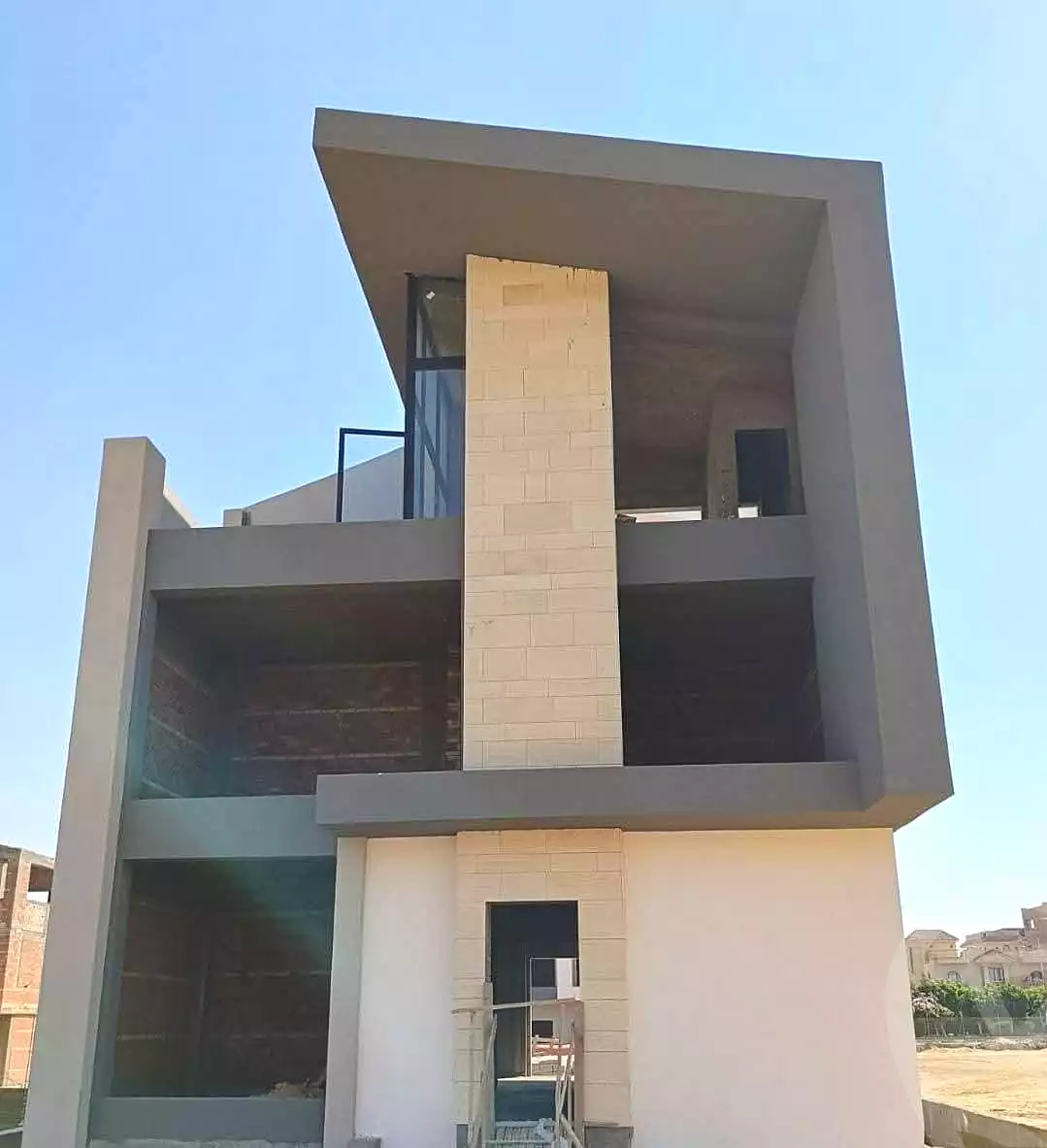 https://aqarmap.com.eg/ar/listing/7353211-for-sale-cairo-al-oubour-compounds-wrw-f-myn