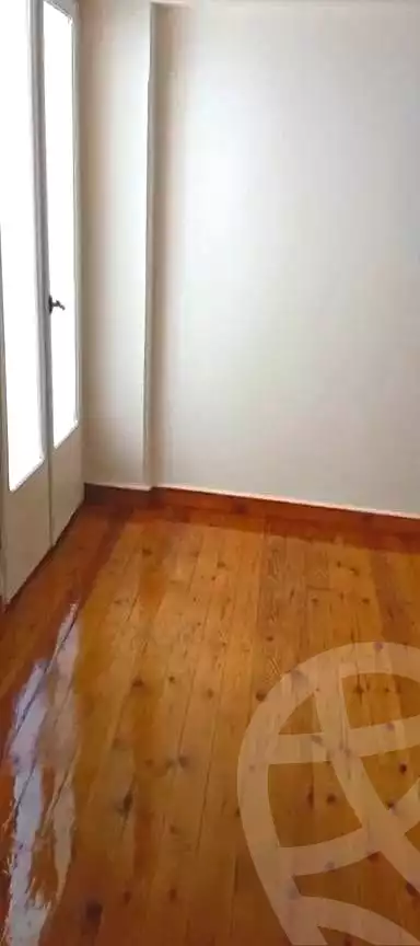 https://aqarmap.com.eg/ar/listing/7353216-for-rent-alexandria-lsywf
