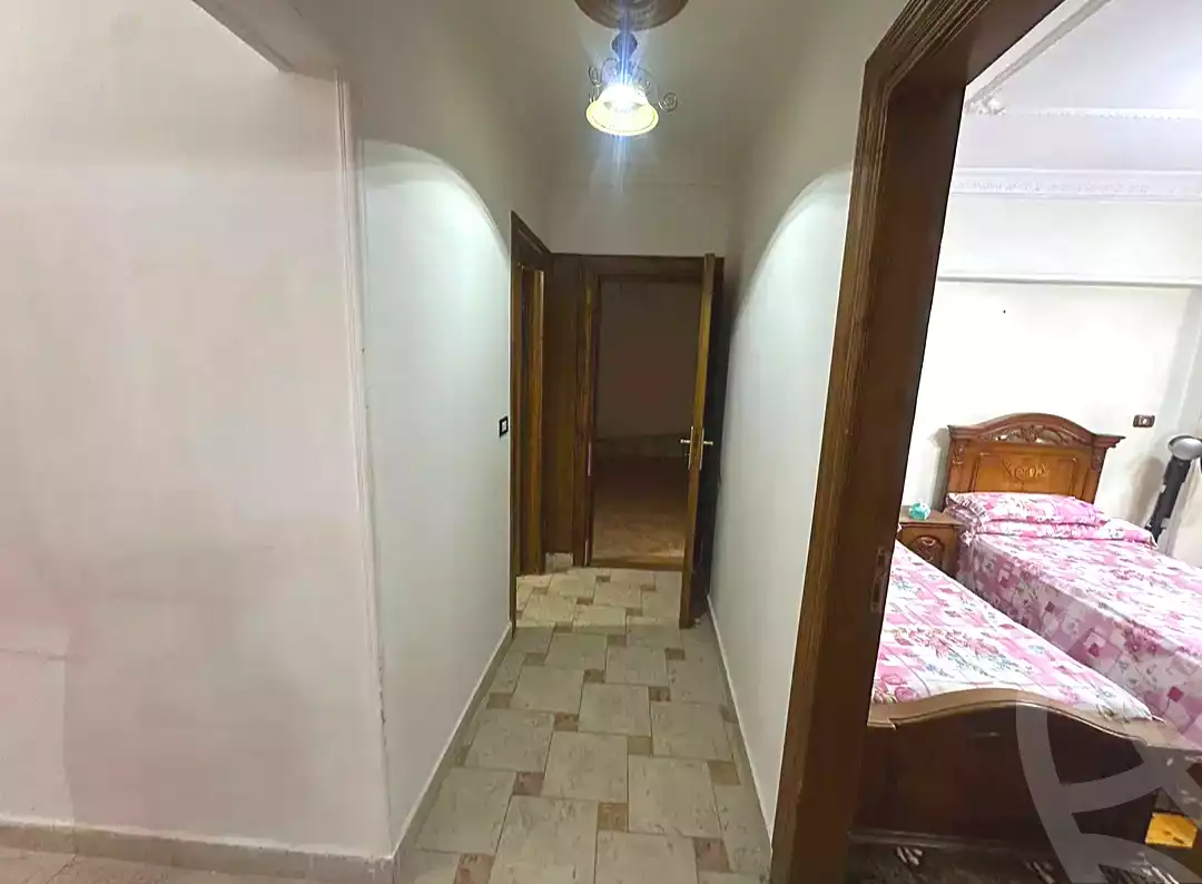 https://aqarmap.com.eg/ar/listing/7353462-for-sale-alexandria-sydy-bshr-sydy-bshr-bhry-gamal-abd-el-nasir-st