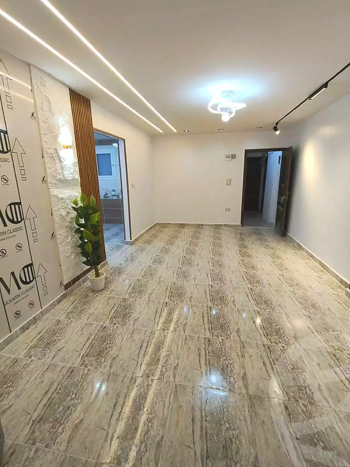 https://aqarmap.com.eg/ar/listing/7353497-for-sale-alexandria-al-agamy-shataa-el-nakheel