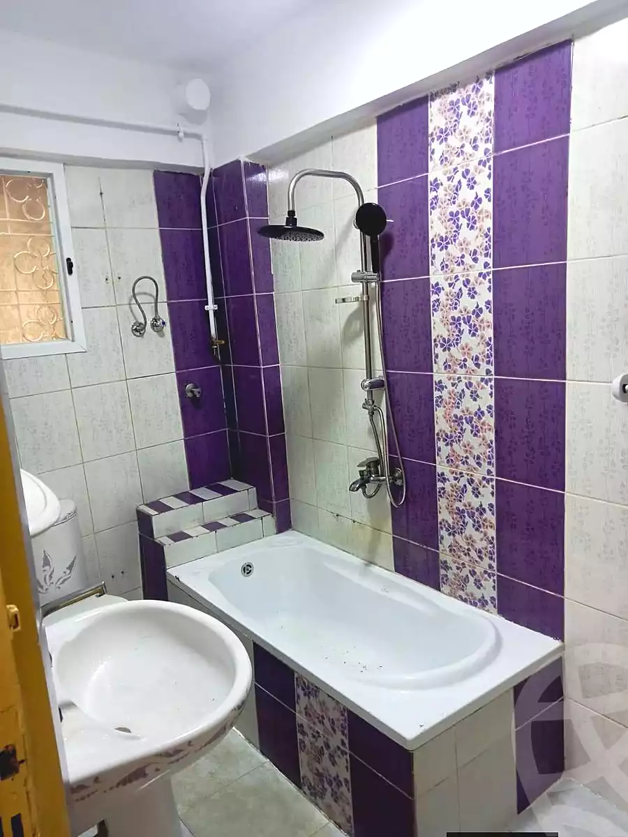 https://aqarmap.com.eg/ar/listing/7353689-for-sale-alexandria-al-agamy-lbytsh-abd-el-fattah-el-talkhawy