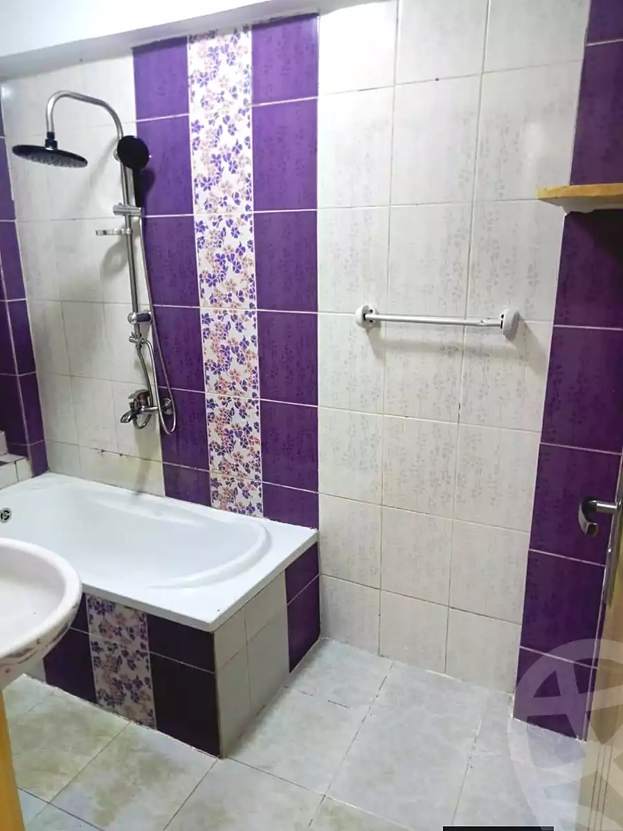 https://aqarmap.com.eg/ar/listing/7353689-for-sale-alexandria-al-agamy-lbytsh-abd-el-fattah-el-talkhawy