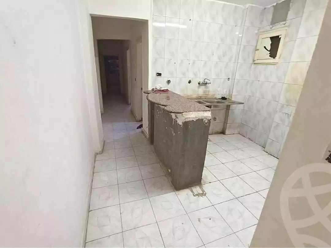 https://aqarmap.com.eg/ar/listing/7353728-for-sale-alexandria-al-agamy-el-hanouvel-al-haded-we-al-soulb-st