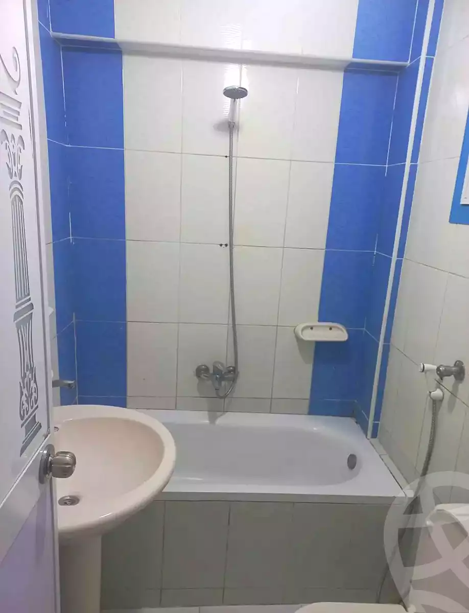 https://aqarmap.com.eg/en/listing/7353732-for-rent-alexandria-lsywf-shamaa