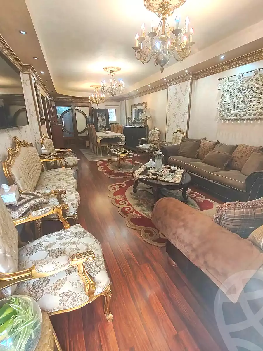 https://aqarmap.com.eg/ar/listing/7353767-for-sale-alexandria-sydy-bshr-sydy-bshr-bhry-shr-mhmwd-l-yswy