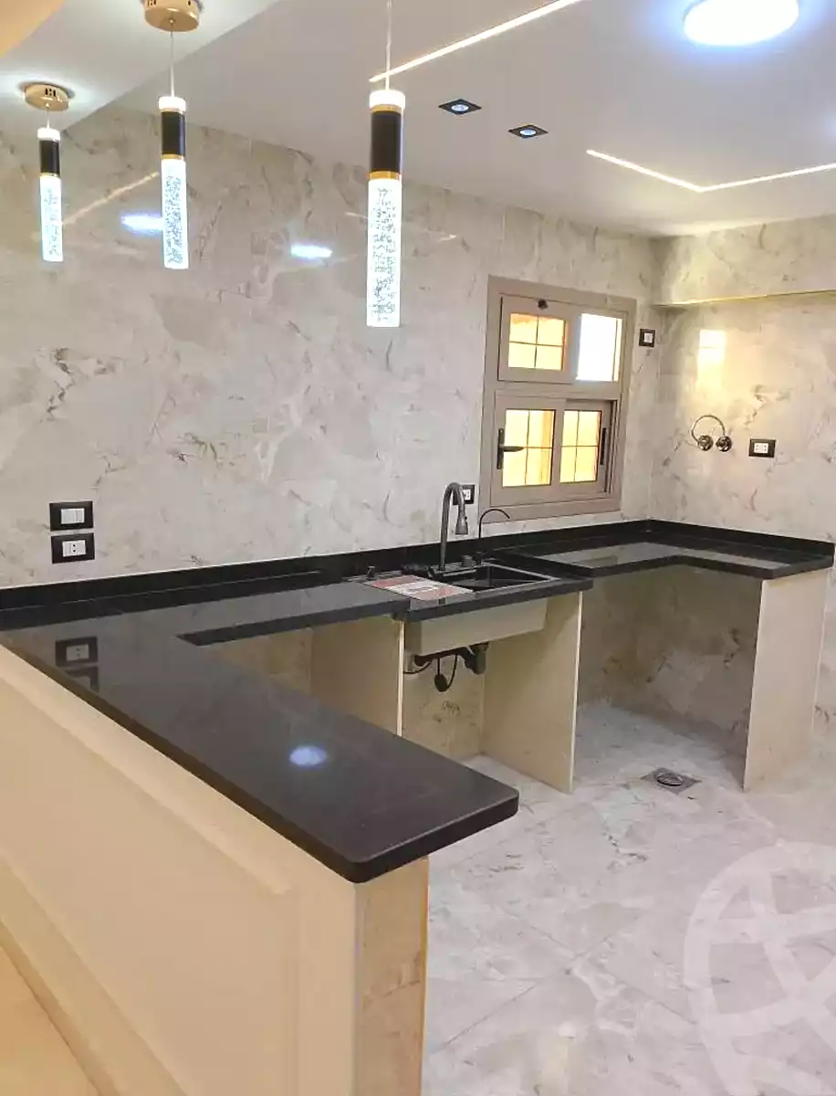 https://aqarmap.com.eg/en/listing/7353768-for-sale-alexandria-al-agamy-el-hanouvel