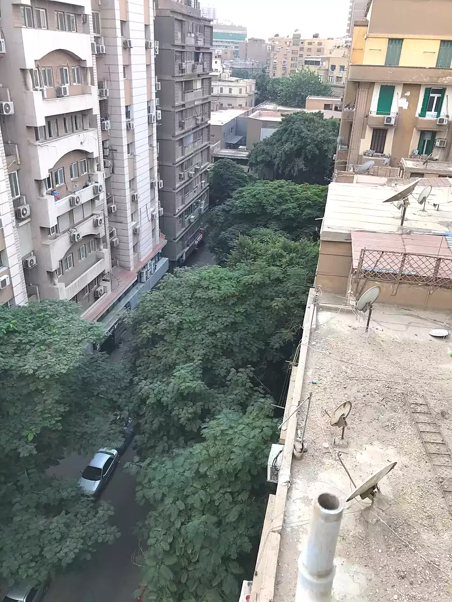 https://aqarmap.com.eg/ar/listing/7353894-for-rent-cairo-downtown-el-qasr-el-ayni