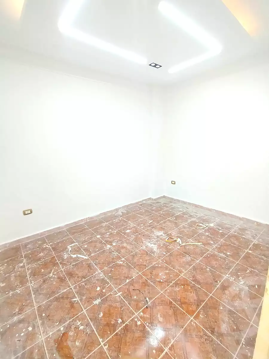 https://aqarmap.com.eg/en/listing/7353992-for-sale-alexandria-lsywf-el-falki