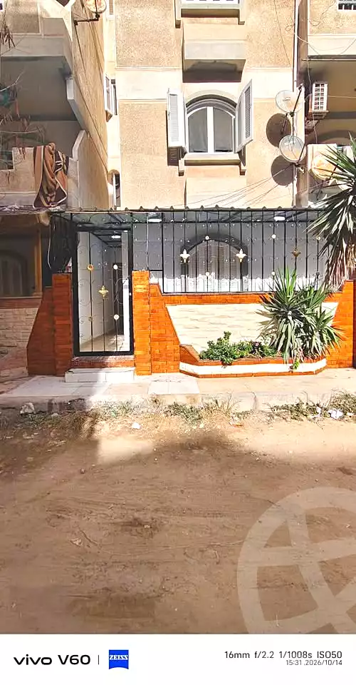 https://aqarmap.com.eg/ar/listing/7354001-for-sale-alexandria-al-agamy-shataa-el-nakheel