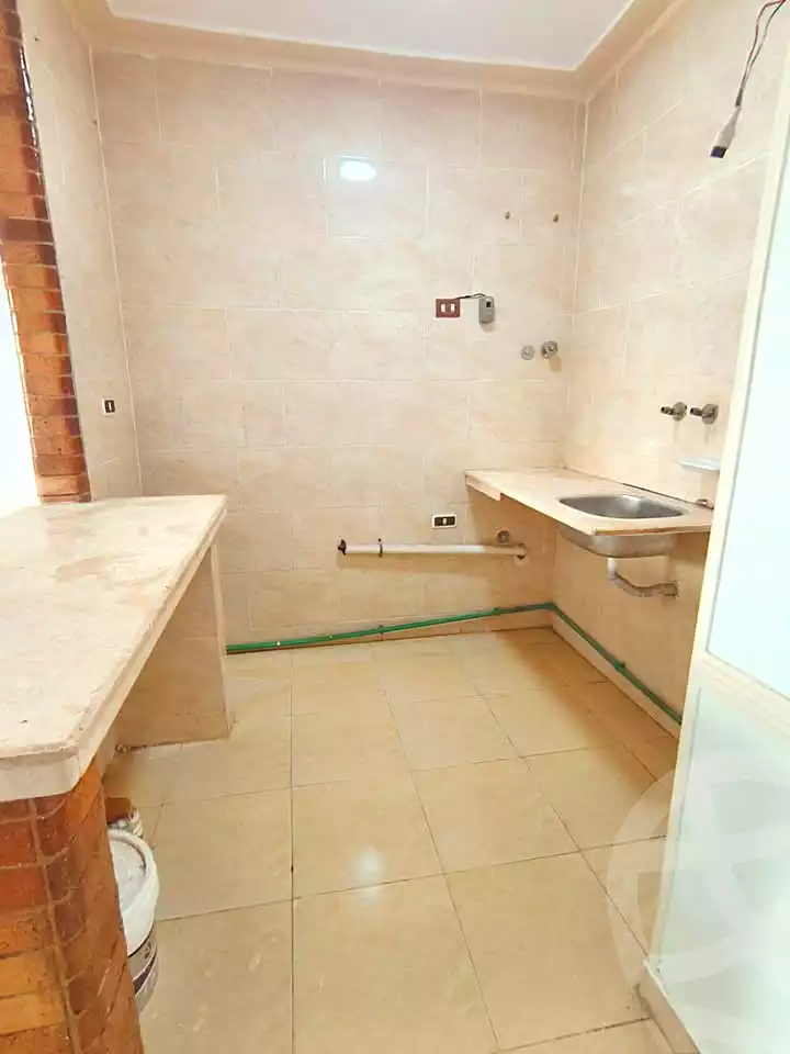 https://aqarmap.com.eg/ar/listing/7354049-for-sale-alexandria-al-agamy-shataa-el-nakheel