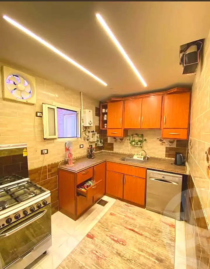 https://aqarmap.com.eg/ar/listing/7354081-for-sale-alexandria-al-agamy-lbytsh-qased-kareem-st