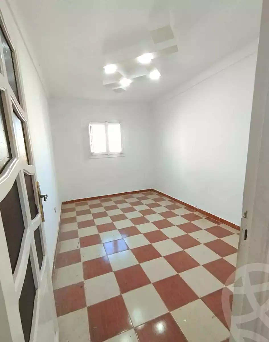 https://aqarmap.com.eg/en/listing/7354233-for-sale-alexandria-lsywf-el-falki