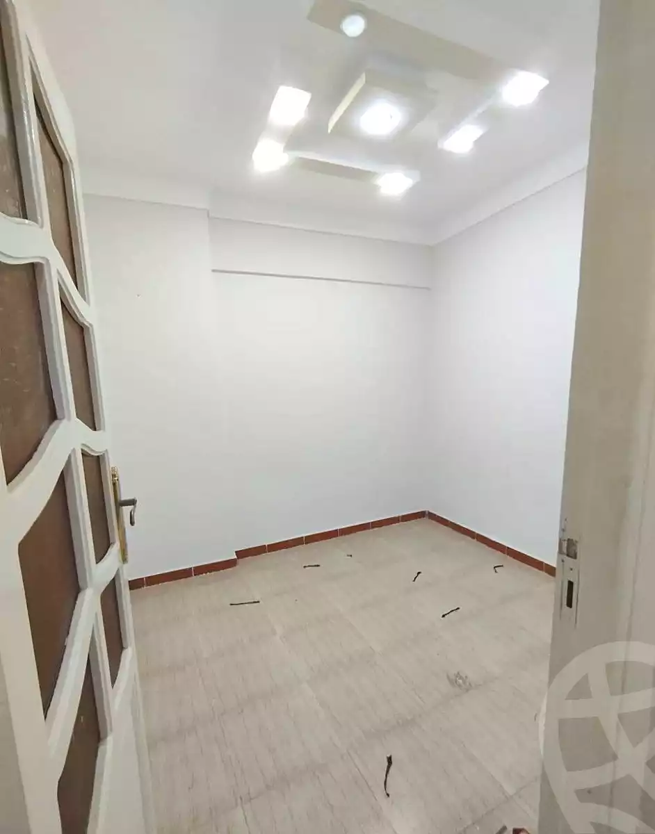 https://aqarmap.com.eg/en/listing/7354233-for-sale-alexandria-lsywf-el-falki