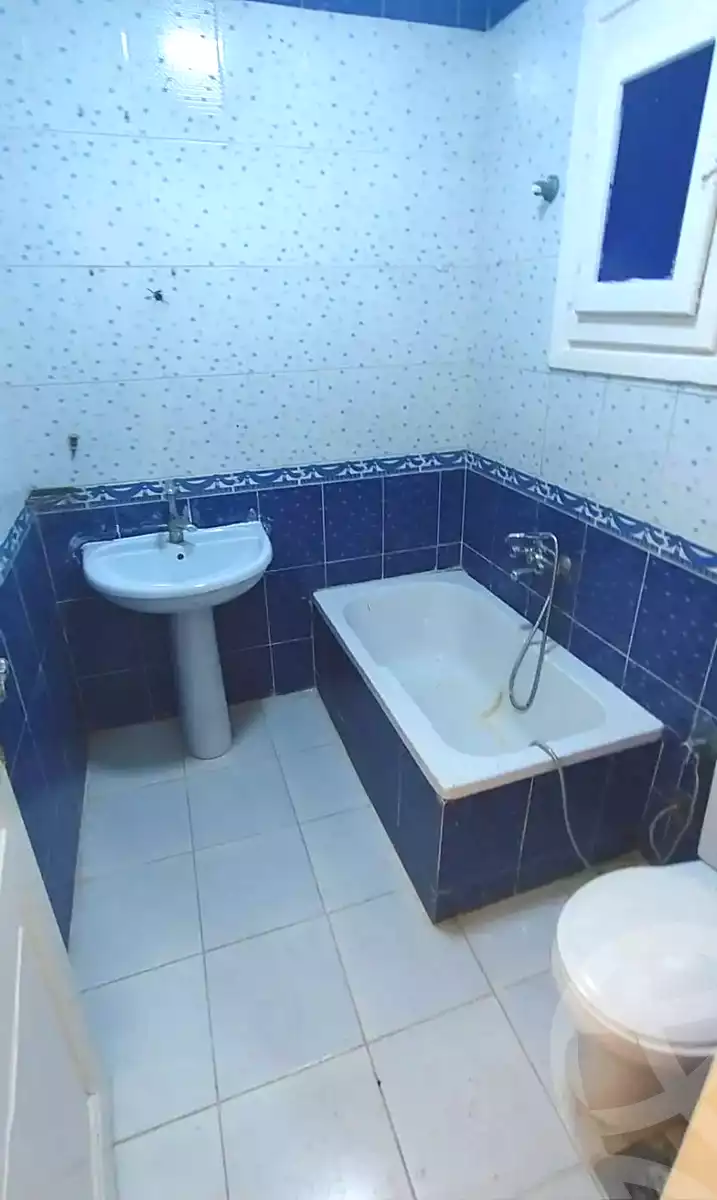 https://aqarmap.com.eg/ar/listing/7354281-for-sale-alexandria-al-agamy-shataa-el-nakheel
