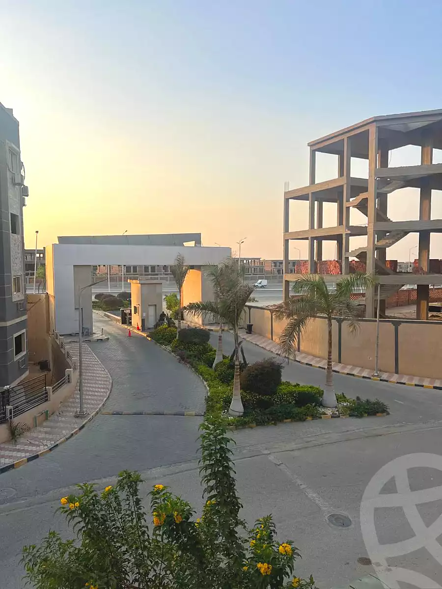 https://aqarmap.com.eg/en/listing/7354587-for-sale-cairo-new-cairo-compounds-sephora-heights