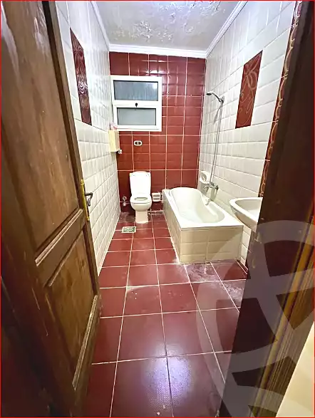 https://aqarmap.com.eg/ar/listing/7354643-for-rent-alexandria-sydy-bshr-sydy-bshr-bhry-shr-mhmwd-l-yswy
